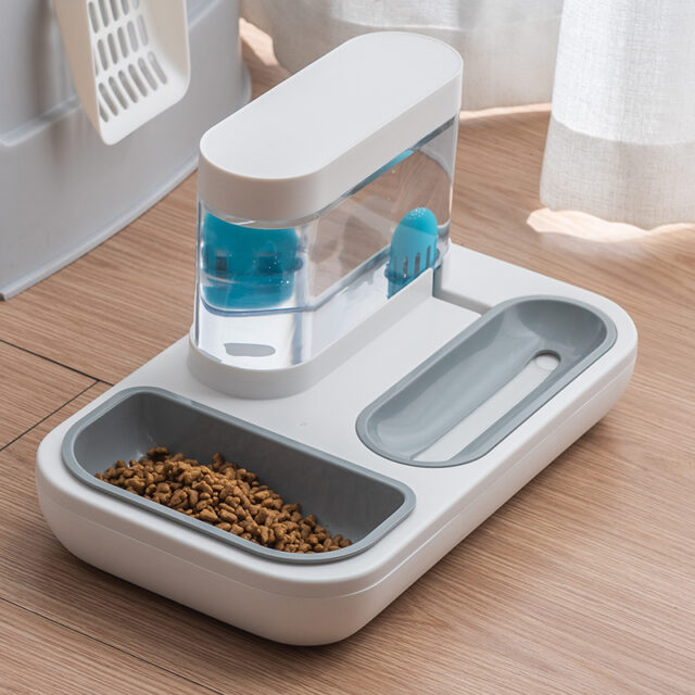 4-in-1 Cat/Dog Bowl Set – Auto Water Fountain & Feeder (1.5L)