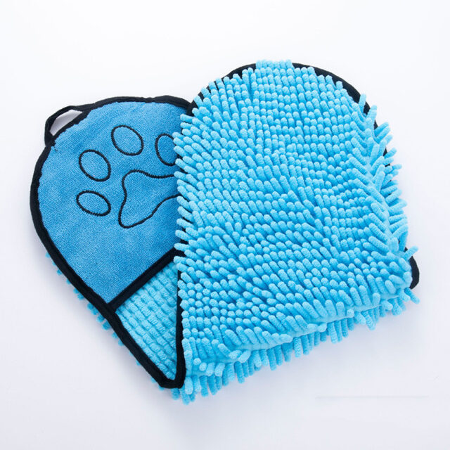 Super Absorbent Pet Bath Towel – Quick-Dry Microfiber for Dogs & Cats - Image 4
